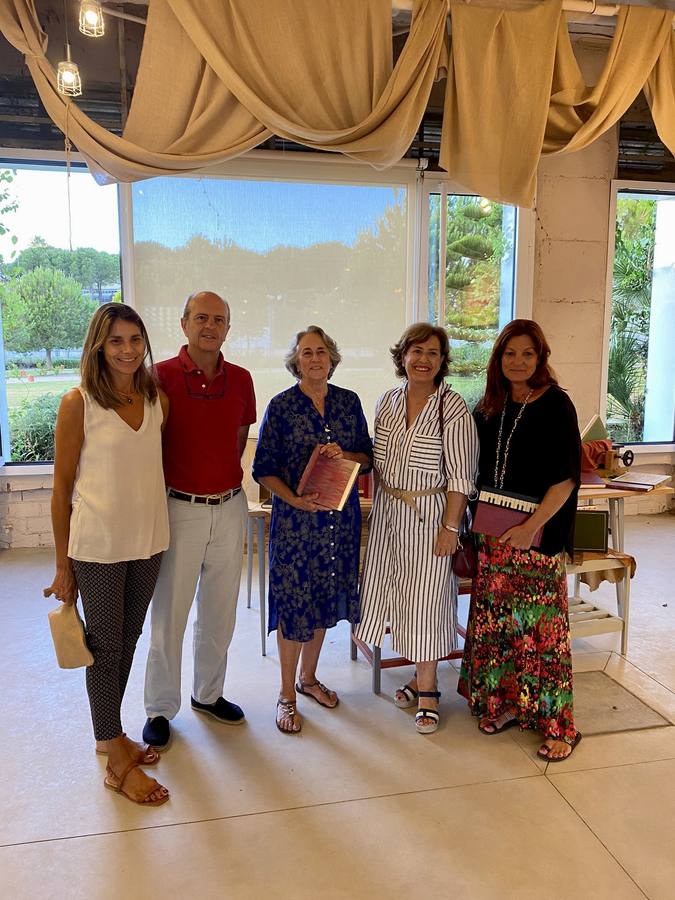 Teresa Jiménez, Alejandro Osborne, Maruja Cantos Ruíz, Ana de Villota y Marta Gálvez-Cañero