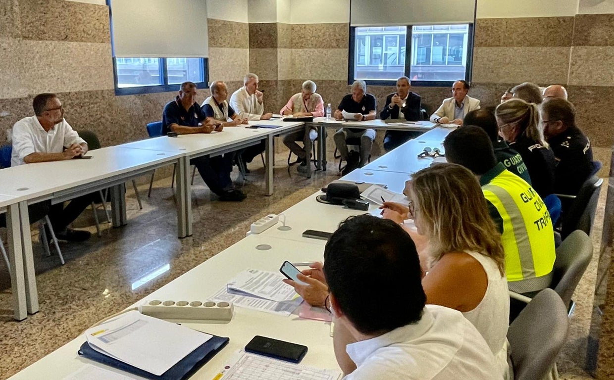 Comisión de control de la OPE, reunida en Algeciras