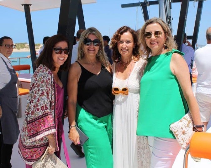 Eva Burgos, Begoña Requeta, Xenia Casanova y Rosa Cintado