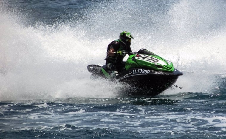 ¿Por qué esta prohibido el uso de motos de agua en las playas de Bonanza y Las Piletas?