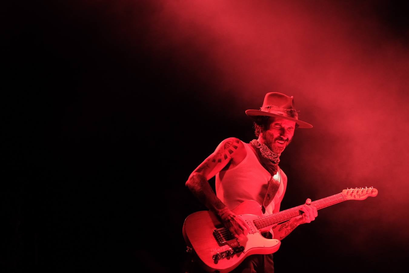 Leiva, en concierto en el Poblado de Sancti Petri