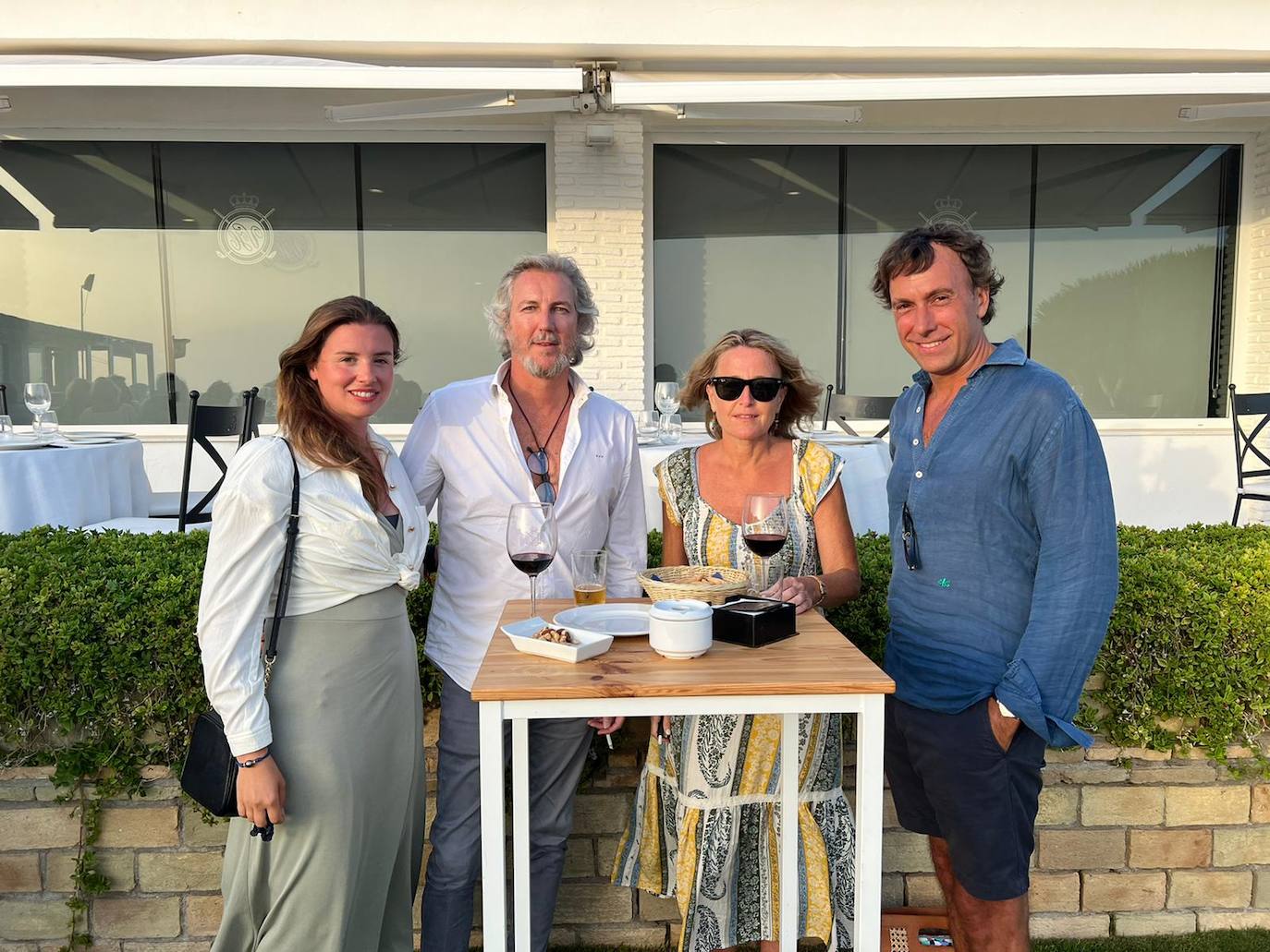 Teresa Anchustegui de Arteaga, Bolo de Abbad-Bordiú, Marta Colino Sainz-Rozas y Ernesto Álvarez Summers