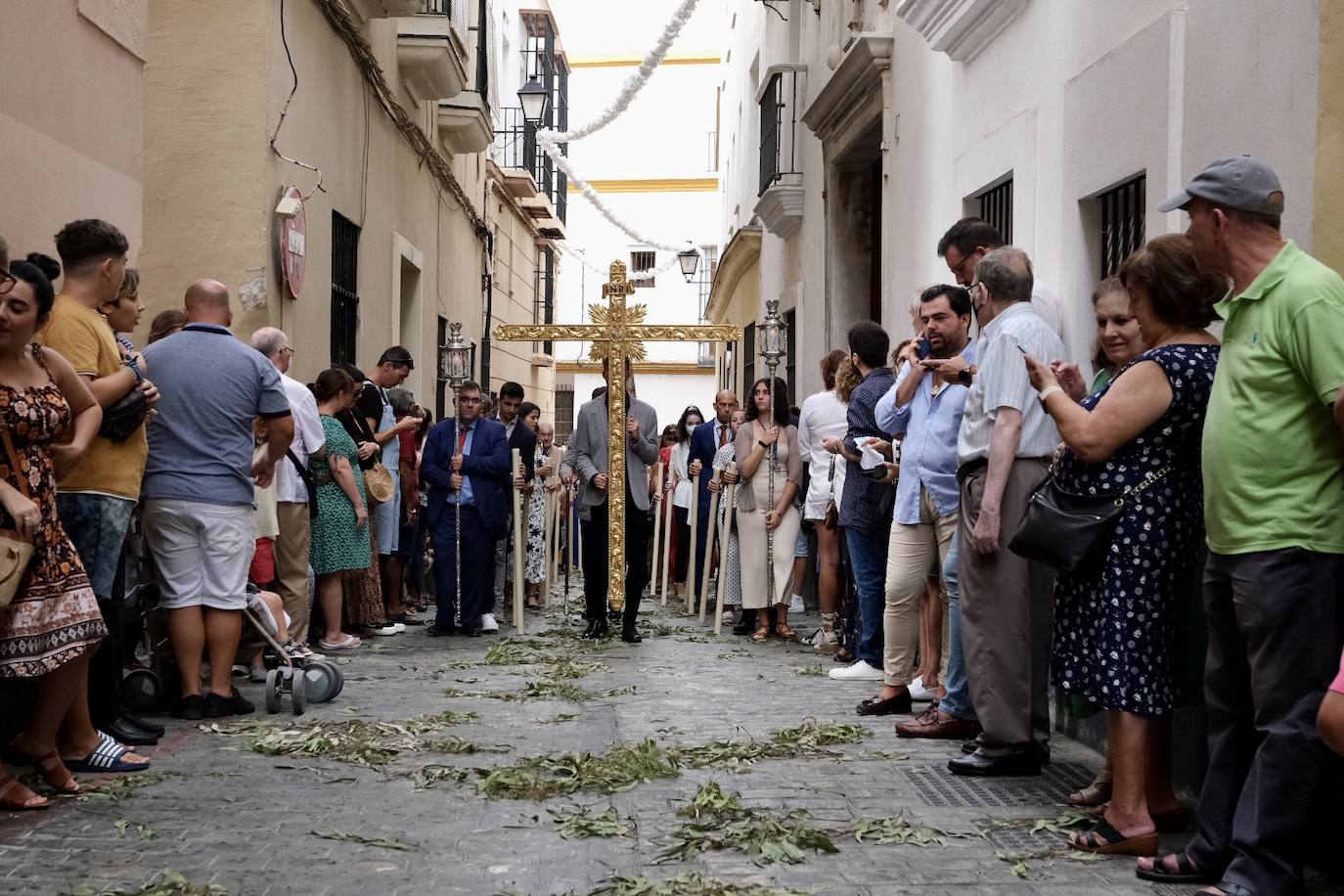 La Virgen de las Penas, en el barrio de Santa María antes de ir a Catedral para su coronación