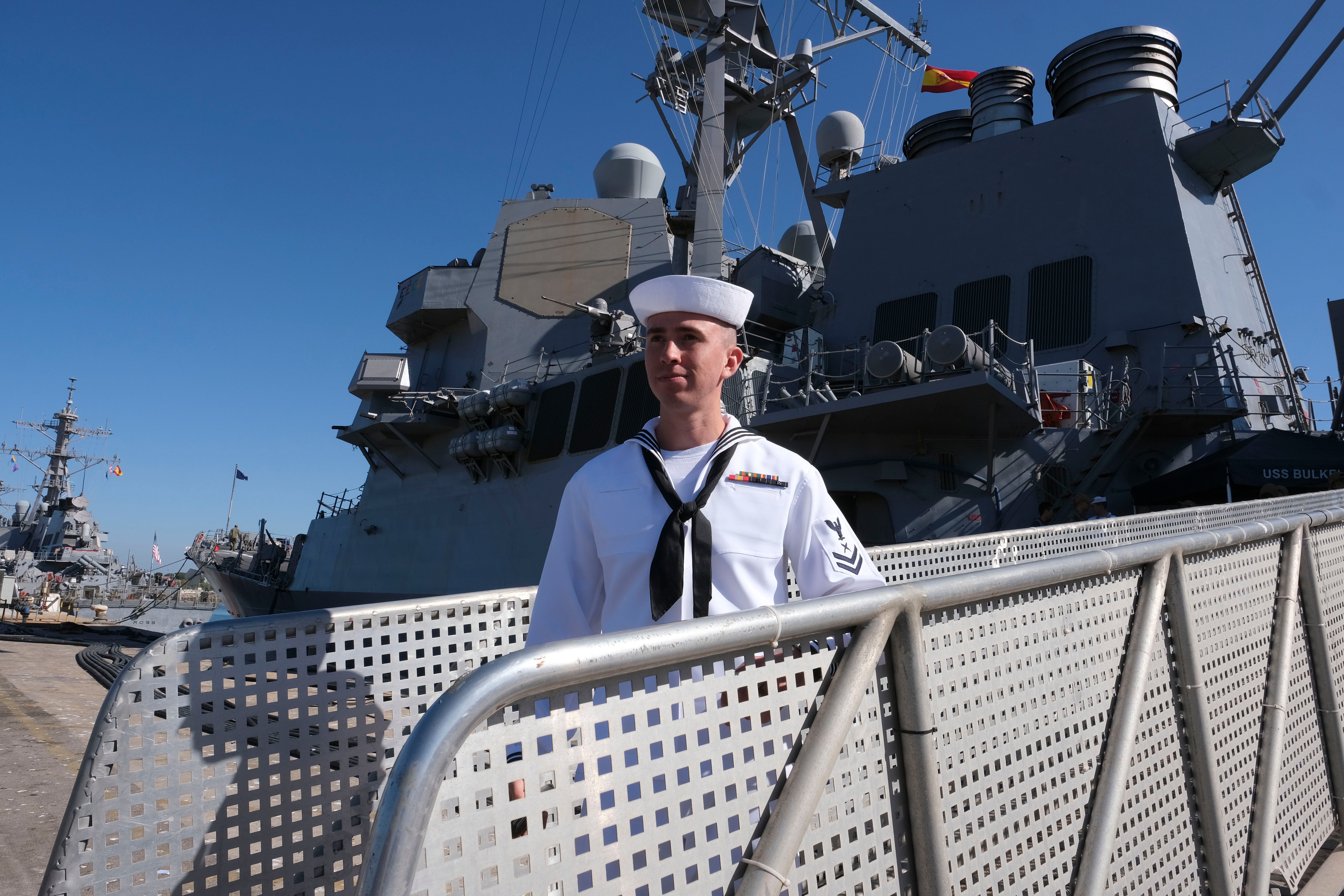 Fotos: la llegada del destructor norteamericano USS Bulkeley a la base de Rota