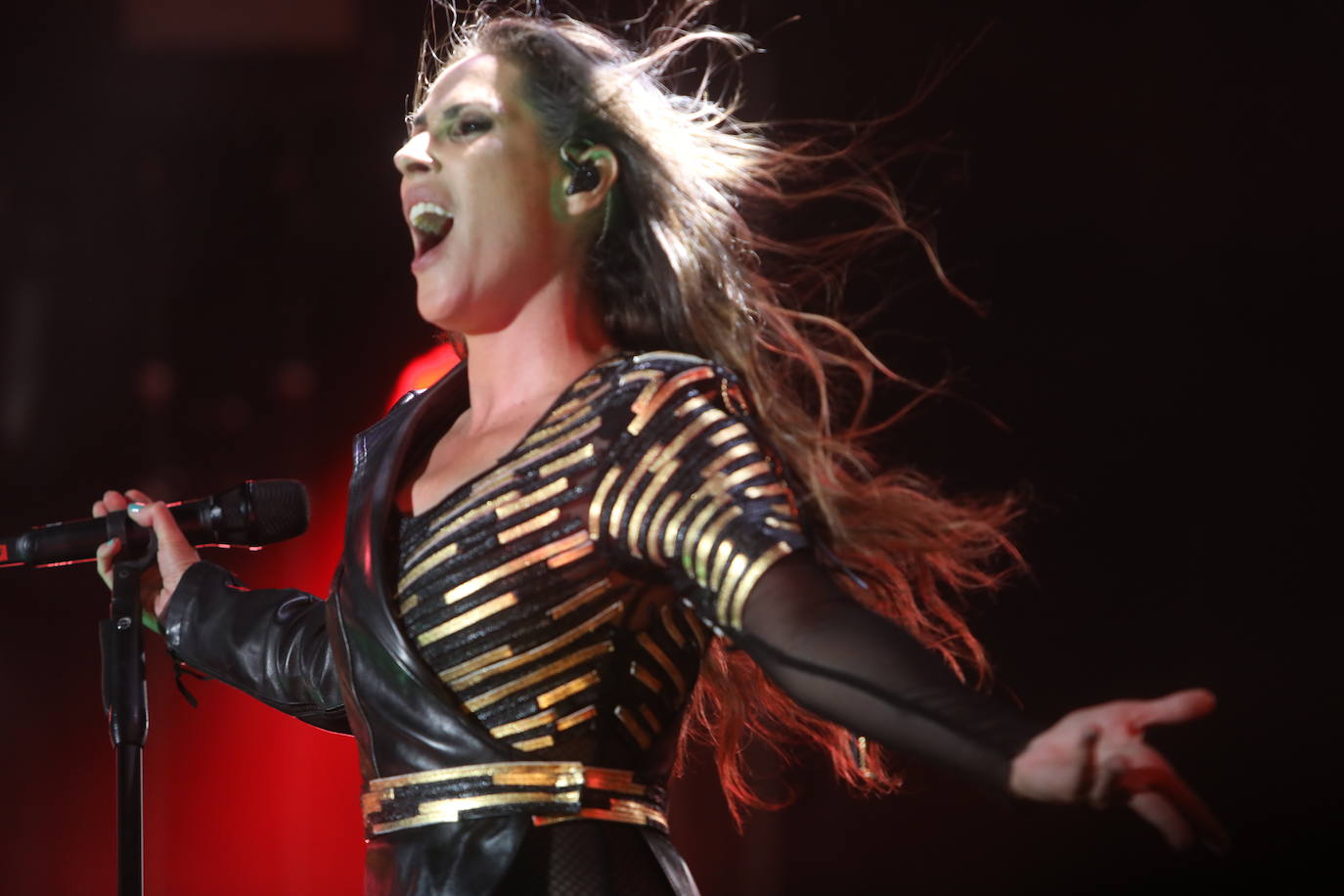 Así ha sido el concierto de Malú en Chiclana: garra y pasión