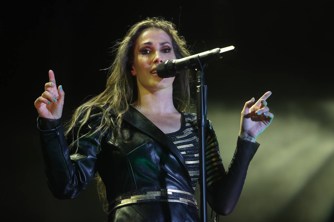 Así ha sido el concierto de Malú en Chiclana: garra y pasión