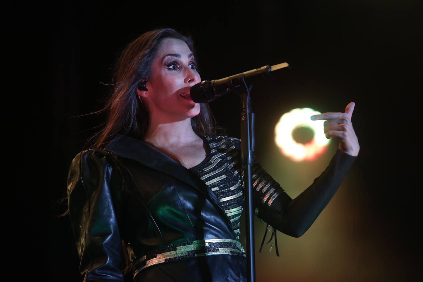 Así ha sido el concierto de Malú en Chiclana: garra y pasión