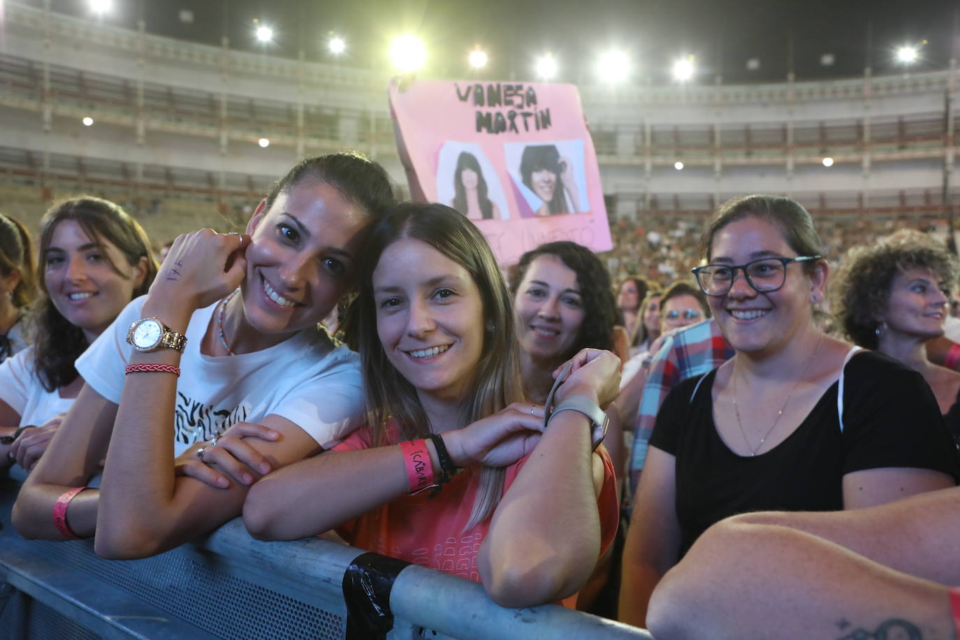 Búscate en el concierto de Vanesa Martín en el Cabaret Festival