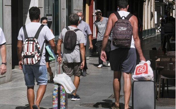 Horeca prevé que Cádiz capital cierre la segunda quincena de agosto con un 91,83% de ocupación