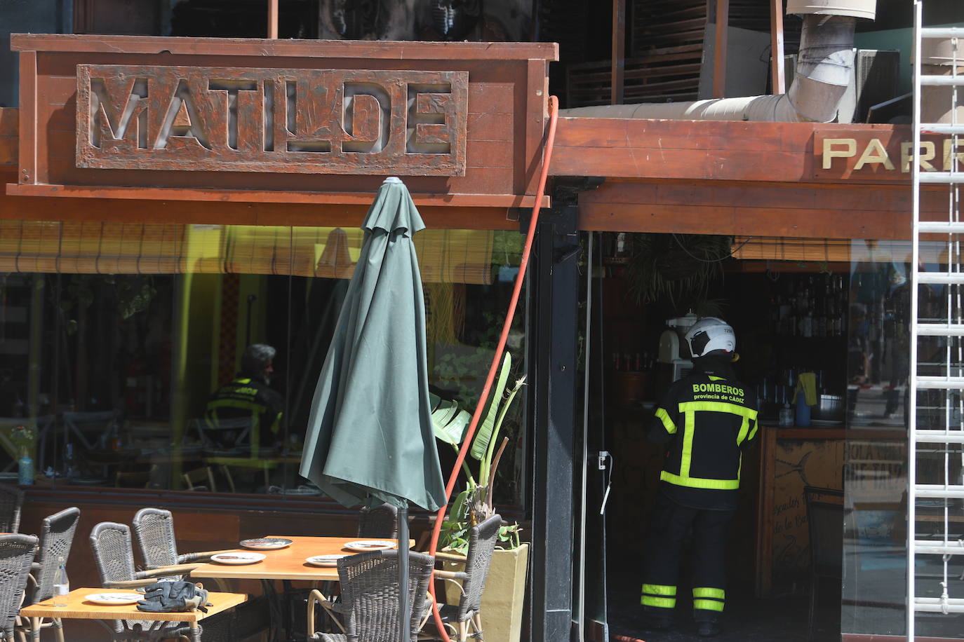 Así ha quedado La Parrilla de Matilde tras el incendio en el local