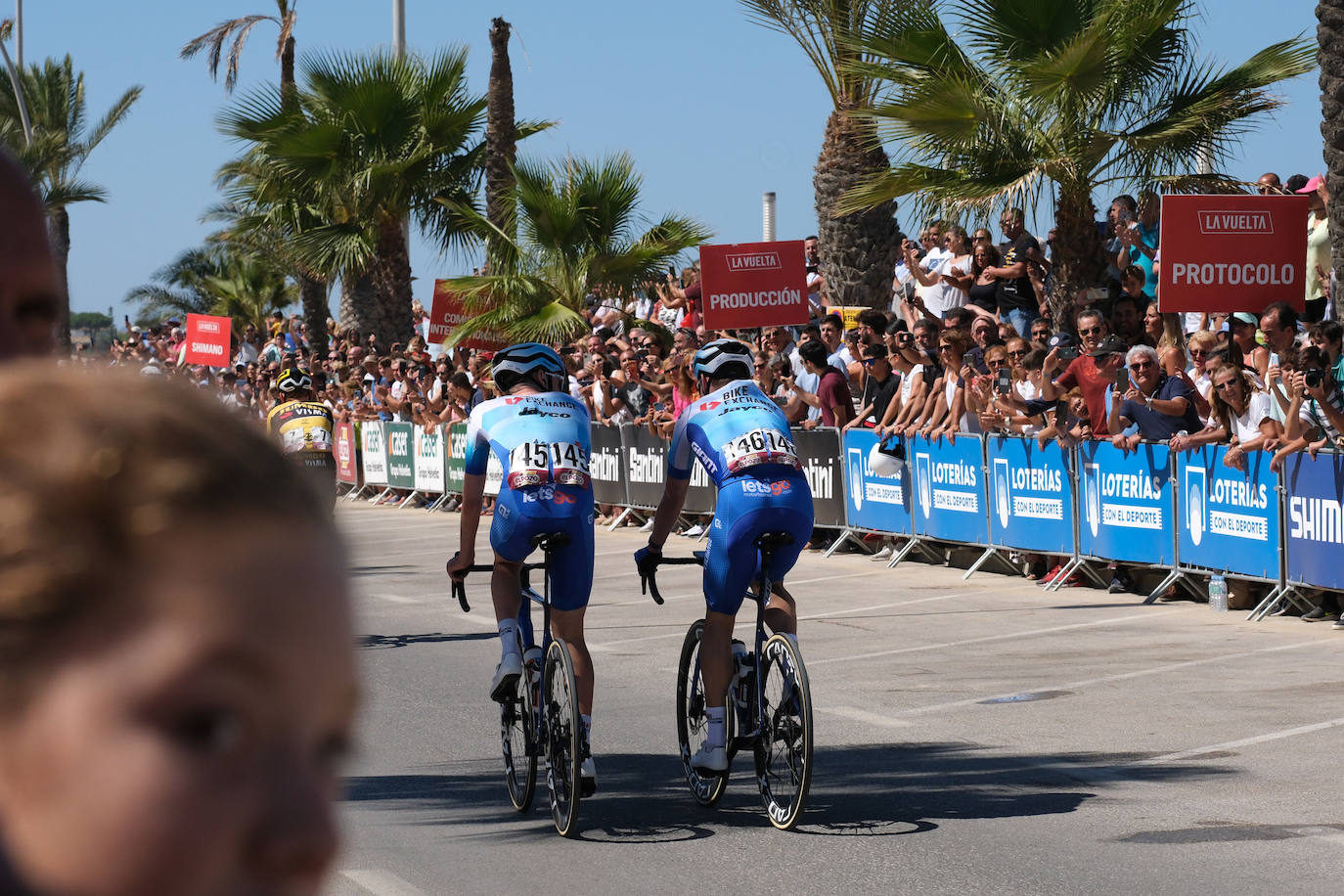 Las imágenes de la Vuelta Ciclista a España a su paso por Sanlúcar