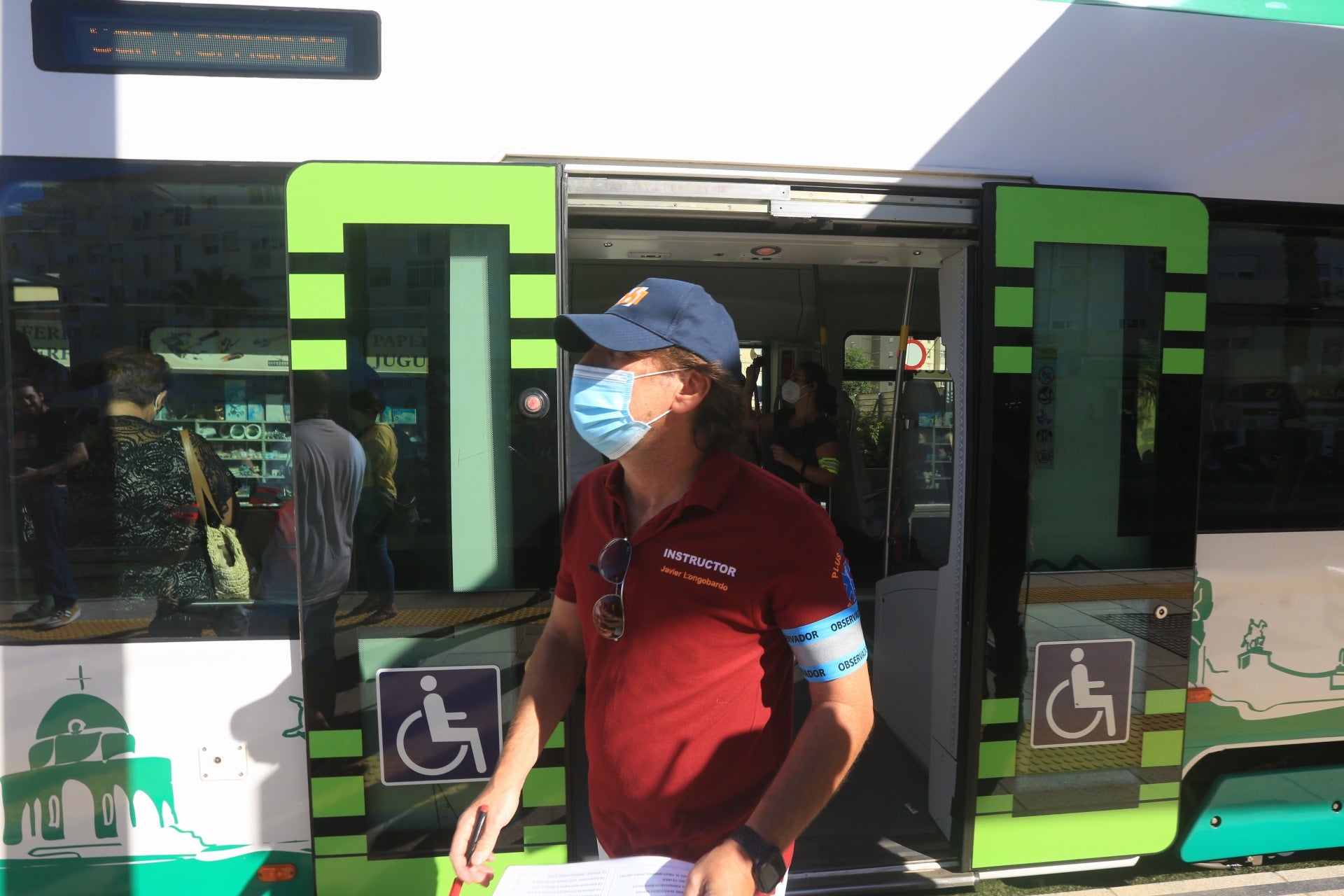 En imágenes: Simulacro de emergencia en el tranvía de la Bahía