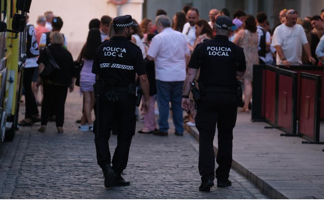 La Policía Local asegura que estará presente en traslados y procesión con el turno ordinario.