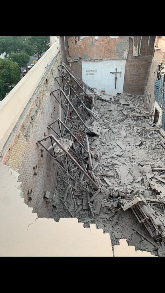 Fotos: Así ha quedado el colegio de las Esclavas de Cádiz tras derrumbarse el techo