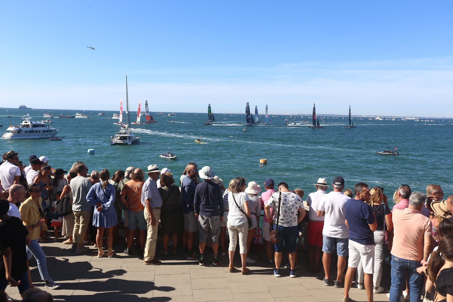 En imágenes: Fiesta en Cádiz el primer día de SailGP