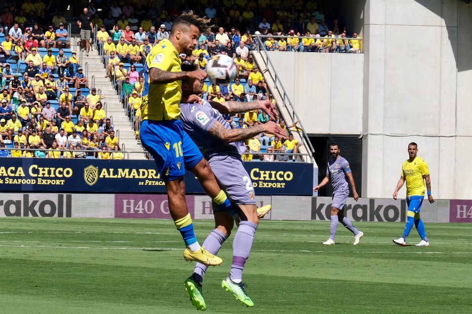 El partido entre el Cádiz y el Villarreal, en imágenes