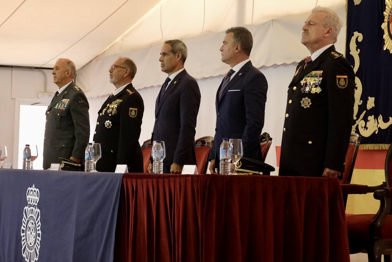 Fotos: Celebración del Día de la Policía Nacional en Cádiz