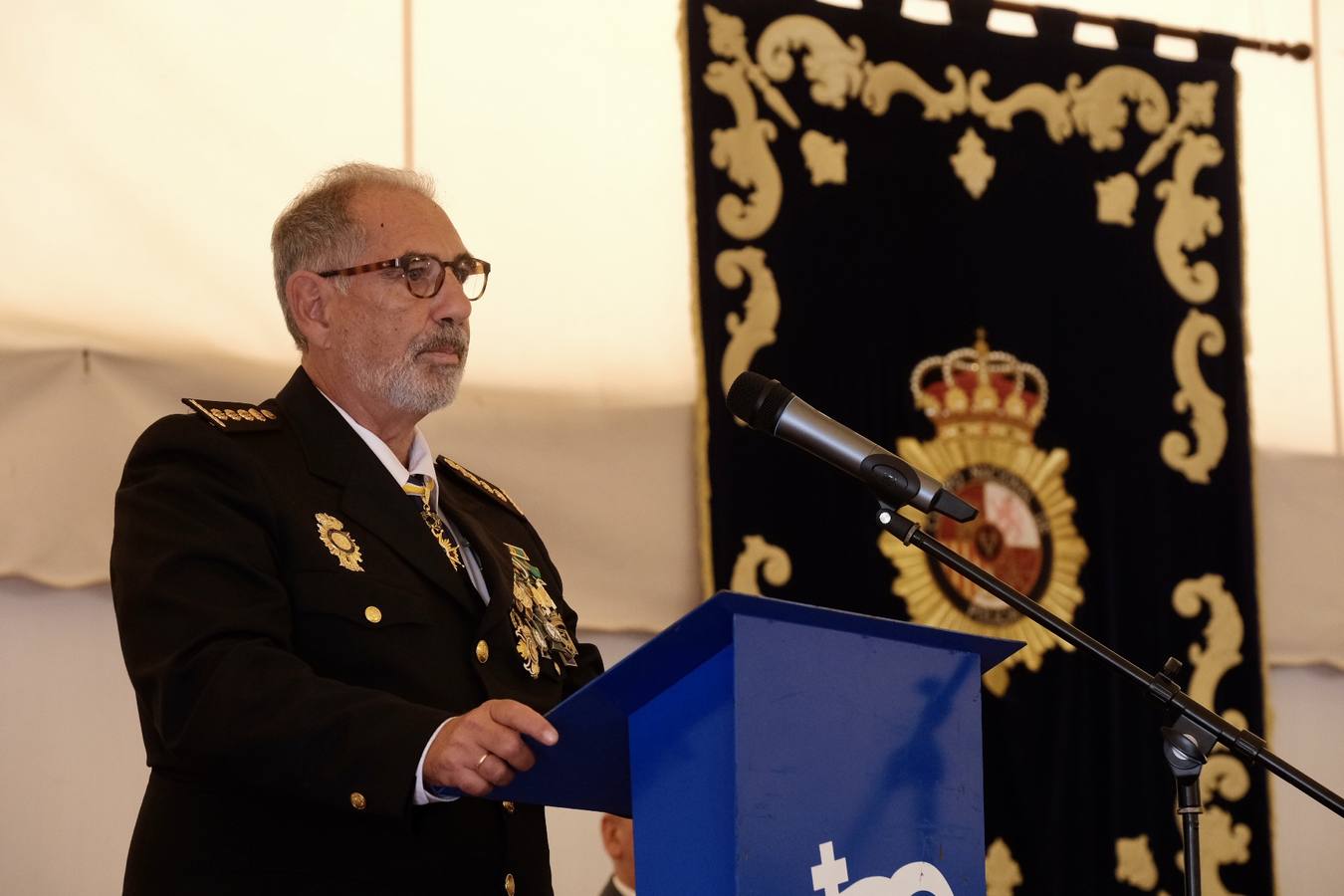 Fotos: Celebración del Día de la Policía Nacional en Cádiz