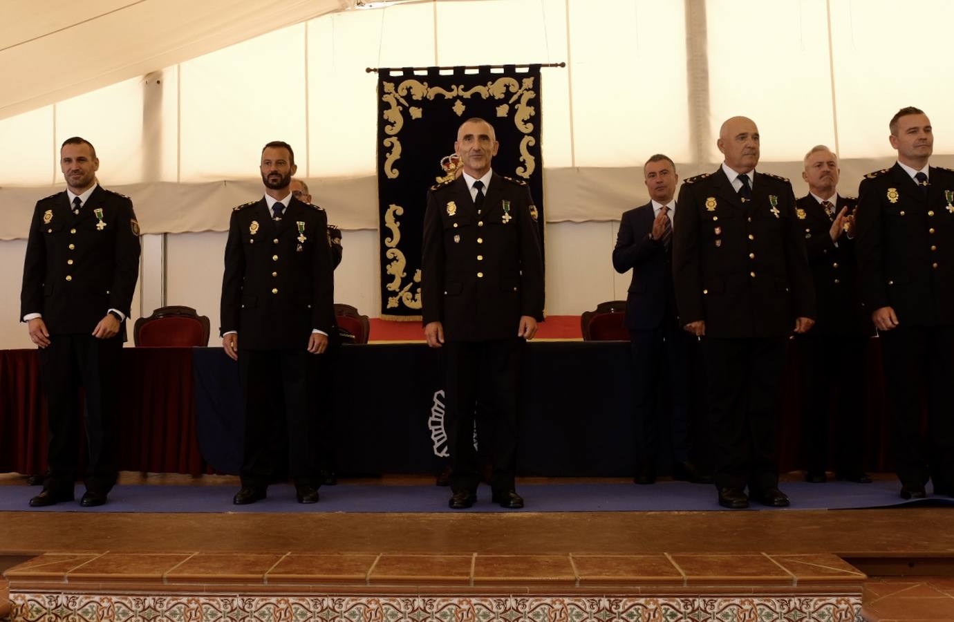 Fotos: Celebración del Día de la Policía Nacional en Cádiz