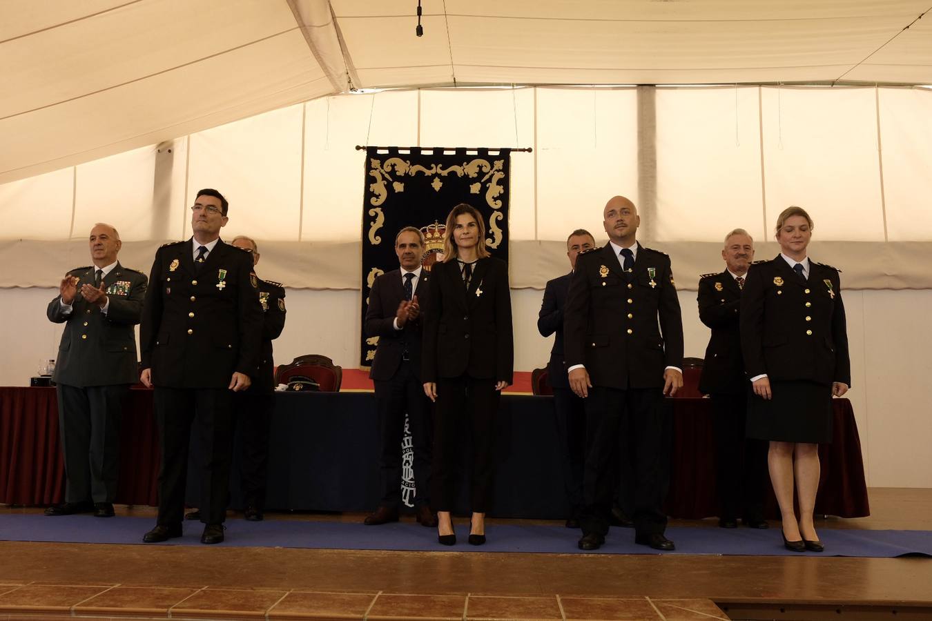 Fotos: Celebración del Día de la Policía Nacional en Cádiz