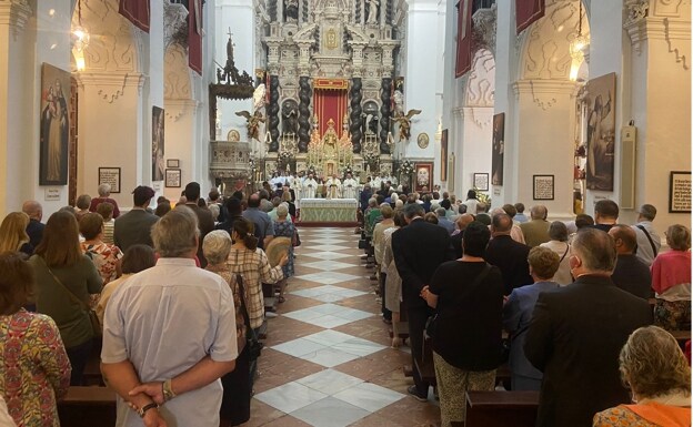 Un momento de la función solemne en Santo Domingo.