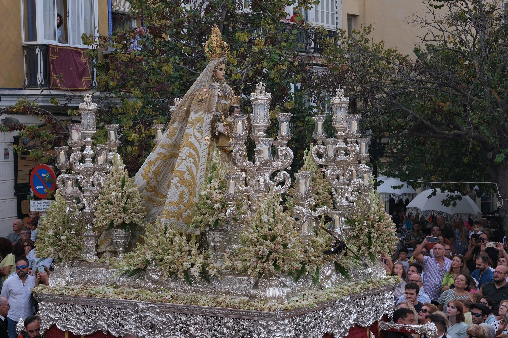 En imágenes: Procesión de la Virgen del Rosario