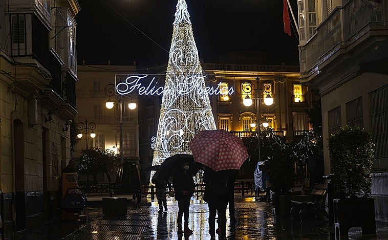 ¿Cuándo encienden las luces de Navidad en Cádiz?