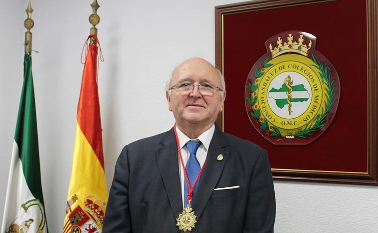 Críticas por las «declaraciones machistas» del presidente del Consejo Andaluz de Colegios de Médicos