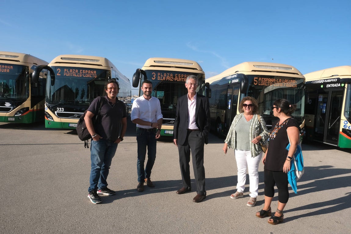 Fotos: Así son los nuevos autobuses híbridos de Cádiz