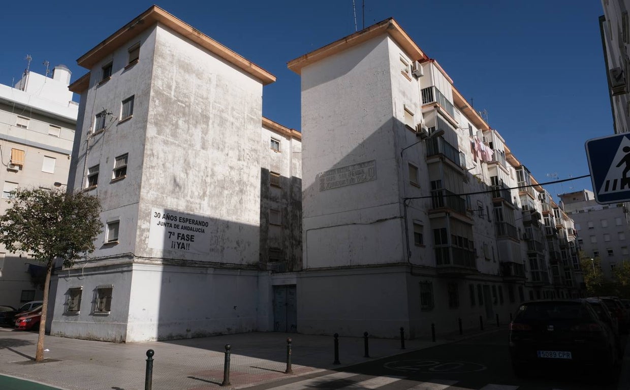 Los vecinos de Cerro del Moro llevan más de treinta años esperando la construcción de las viviendas.