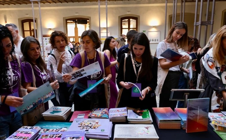 La Junta anuncia nuevos protocolos para luchar contra la violencia en los colegios