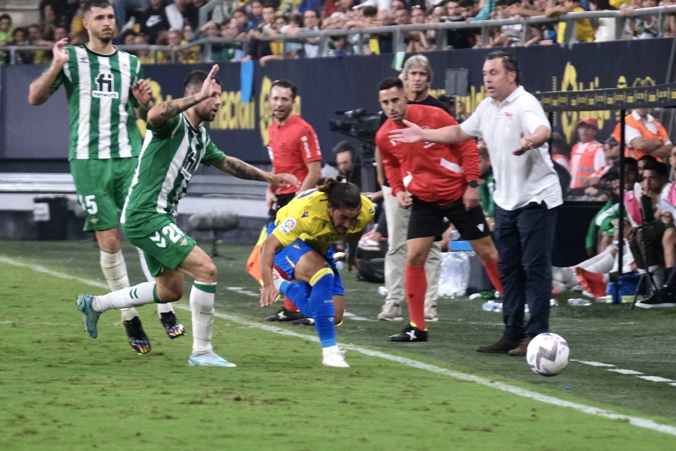 Partido Cádiz CF-Betis (0-0)