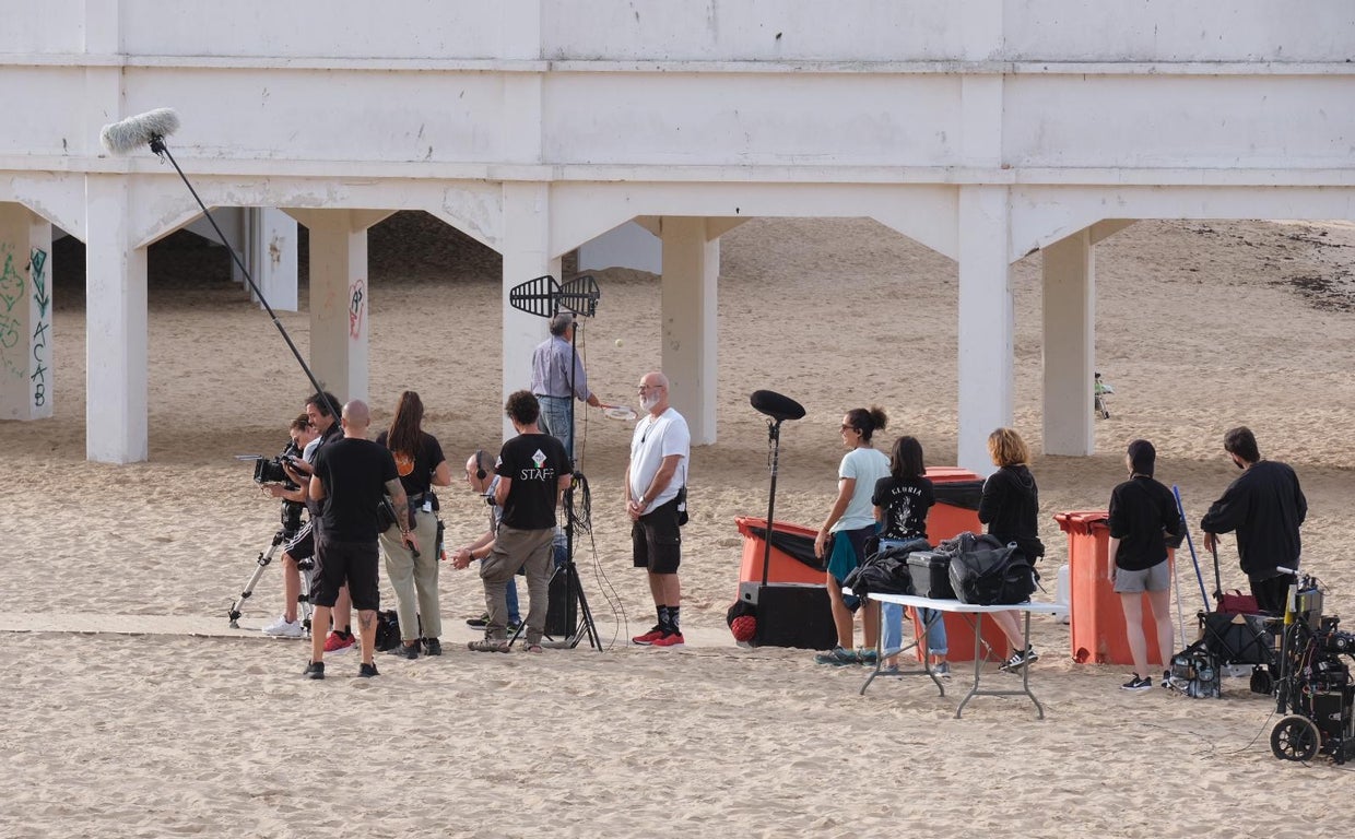 Rodaje de la película El amor de Andrea en la playa de la Caleta