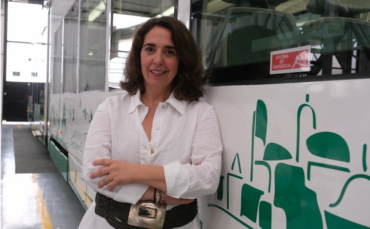 Carmen Sánchez:  «La ampliación del tranvía se analizará, pero iremos paso a paso»