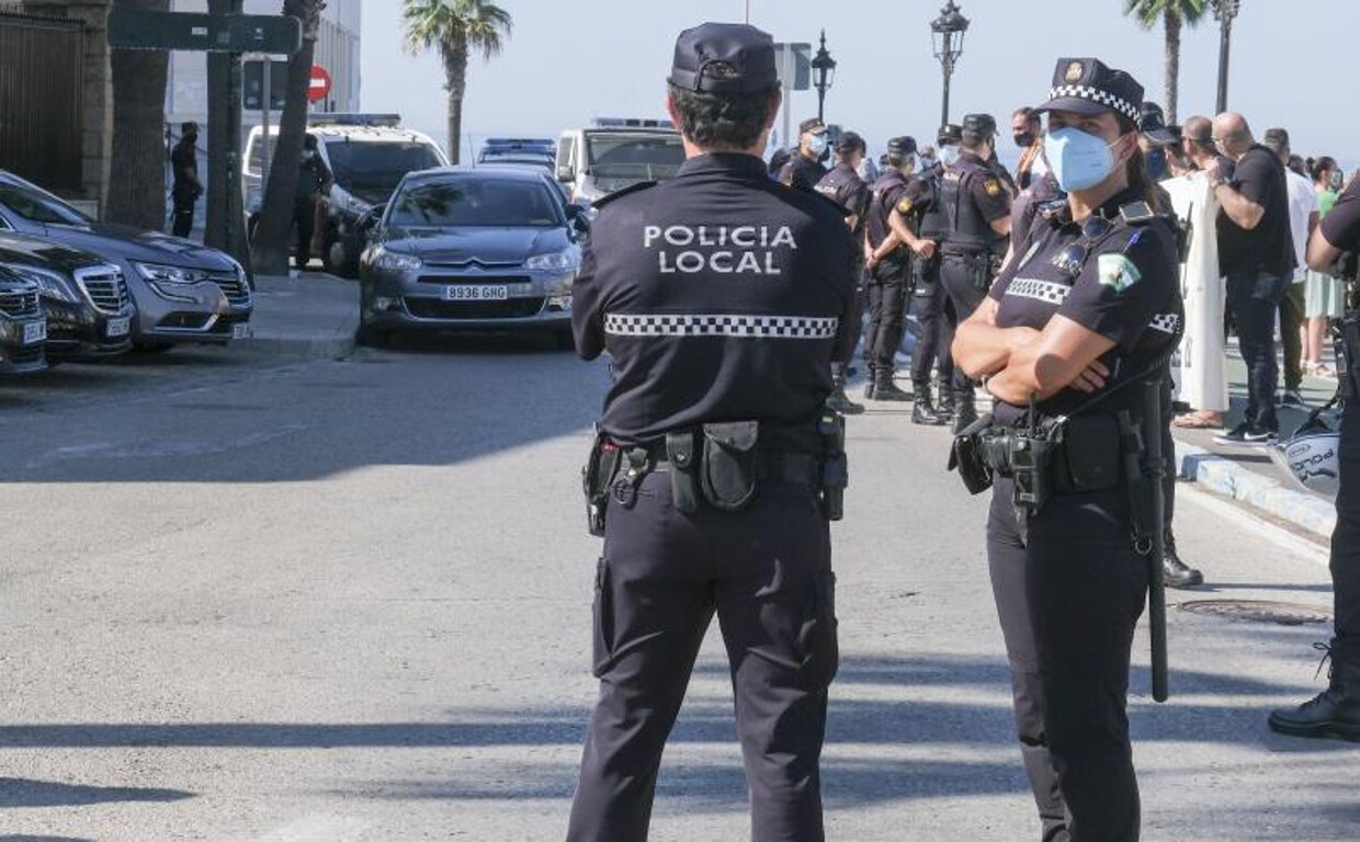 Policía Local en Cádiz.