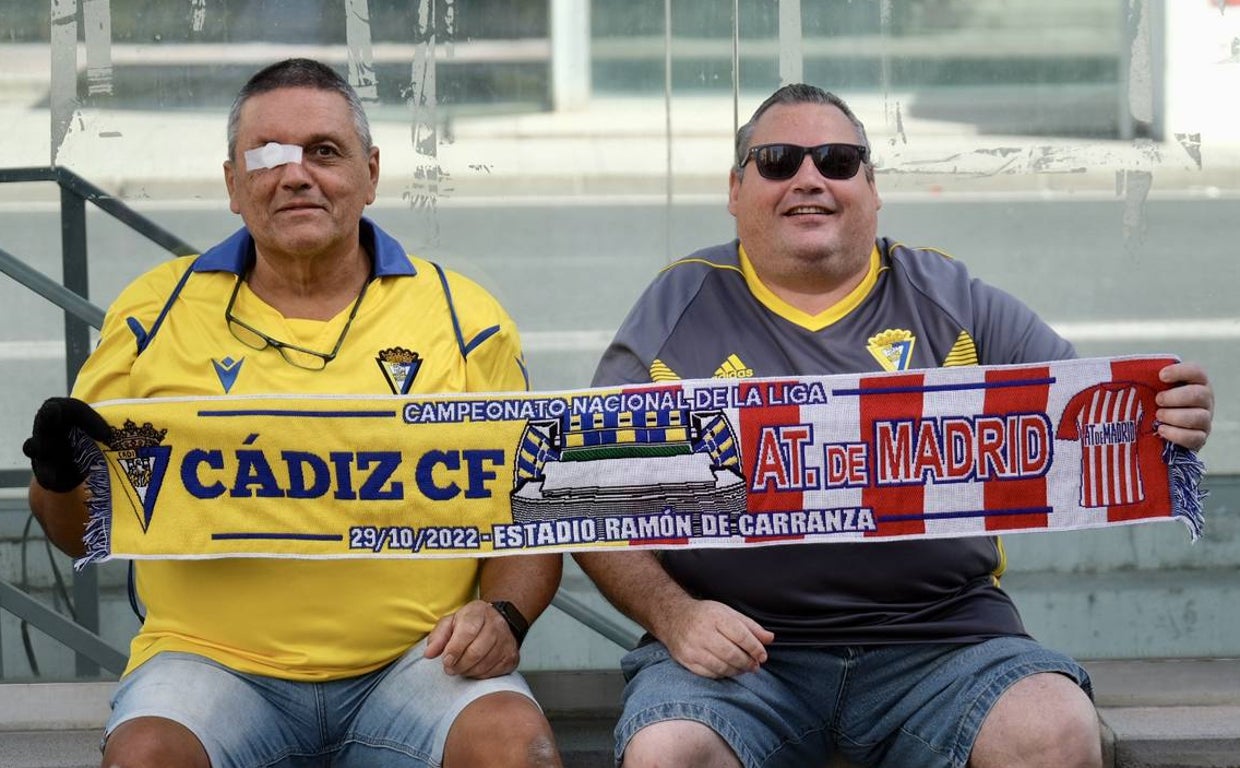 Búscate en el Cádiz - Atlético: el gran ambiente en Carranza, en imágenes