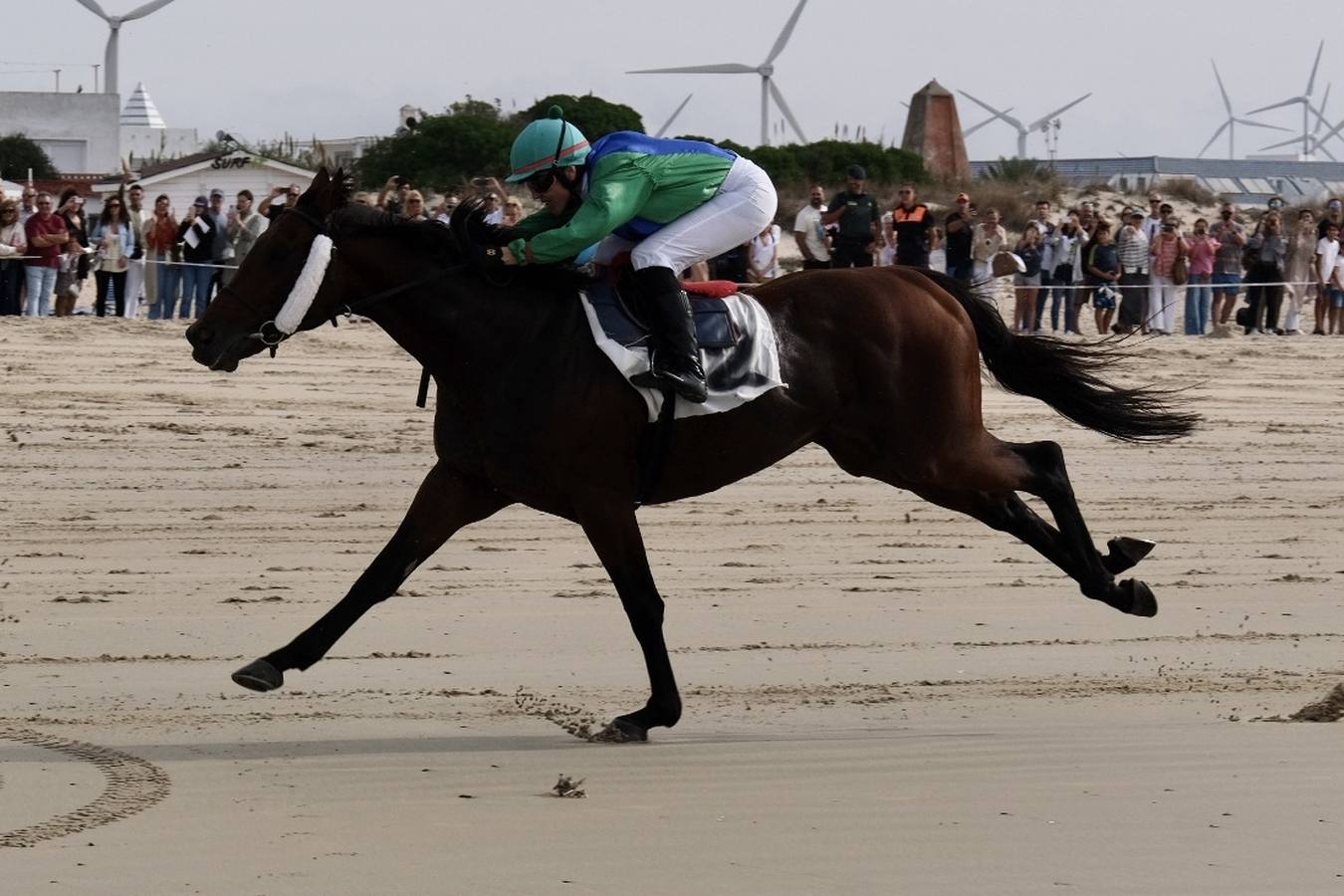 FOTOS: Carreras de caballos en la playa de Zahara de los Atunes