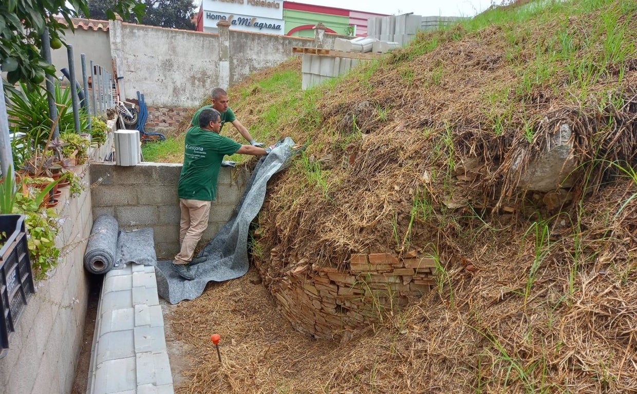 Algeciras comienza la construcción de un muro para proteger los Hornos romanos de El Rinconcillo