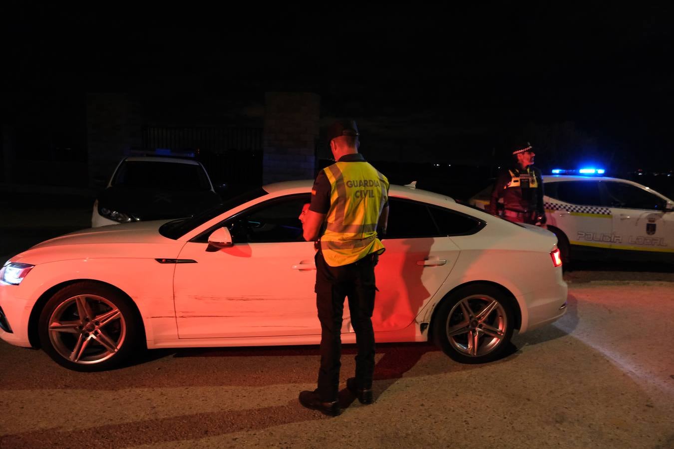 Fotos: De patrulla por los caños de Sancti Petri