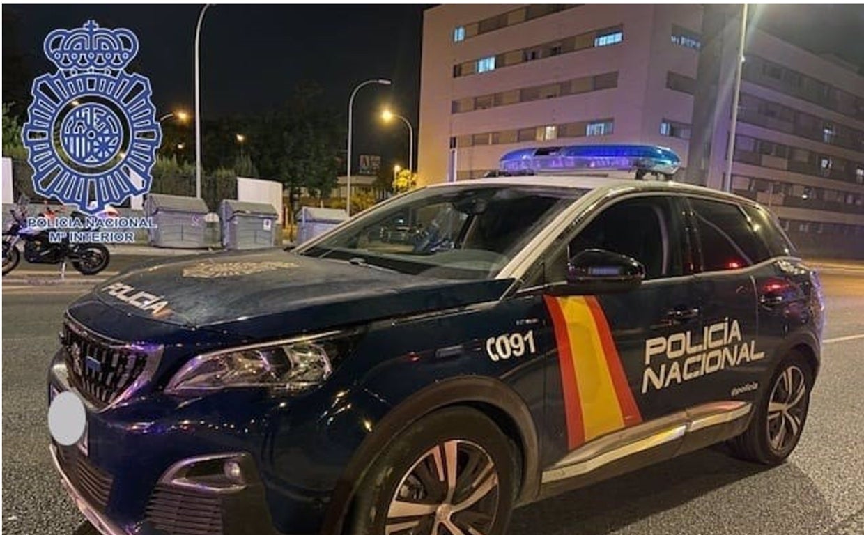 Una patrulla de la Policía Nacional en Jerez.