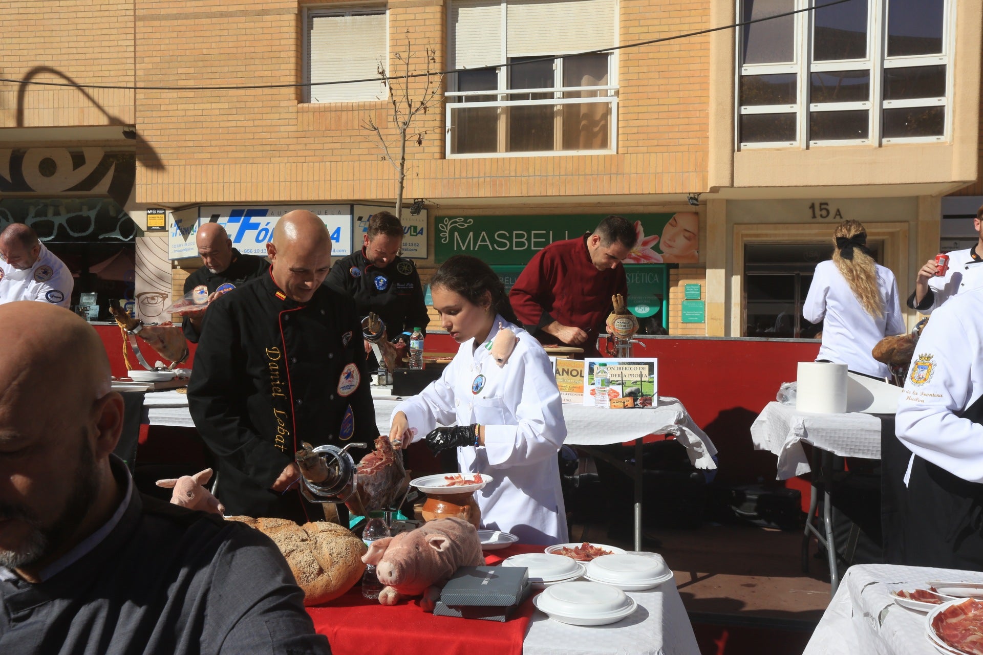 Fotos: Las espectaculares imágenes que dejan los cortadores de jamón en San Fernando