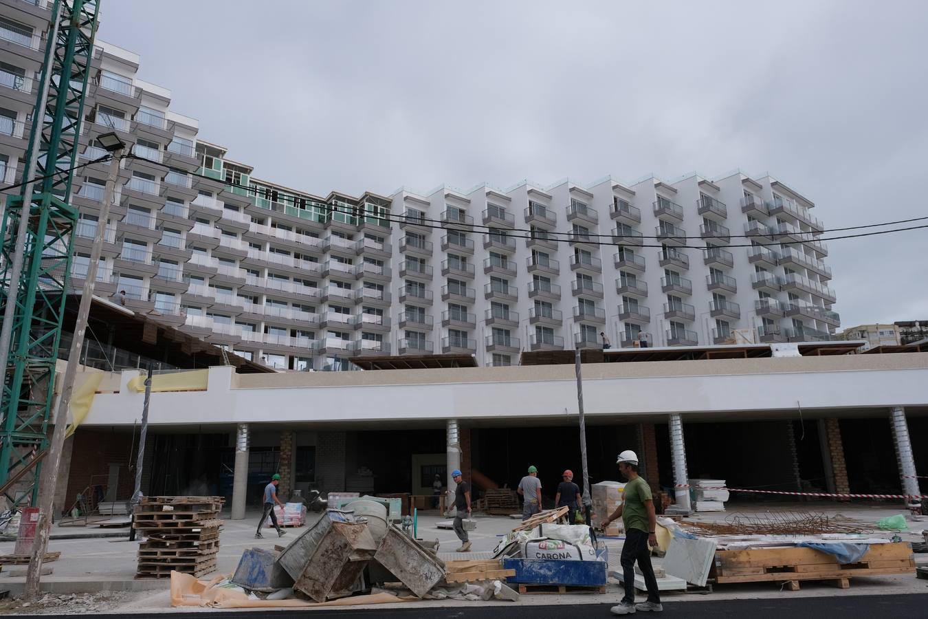 Fotos: El nuevo hotel Cádiz Bahía, en su tramo final