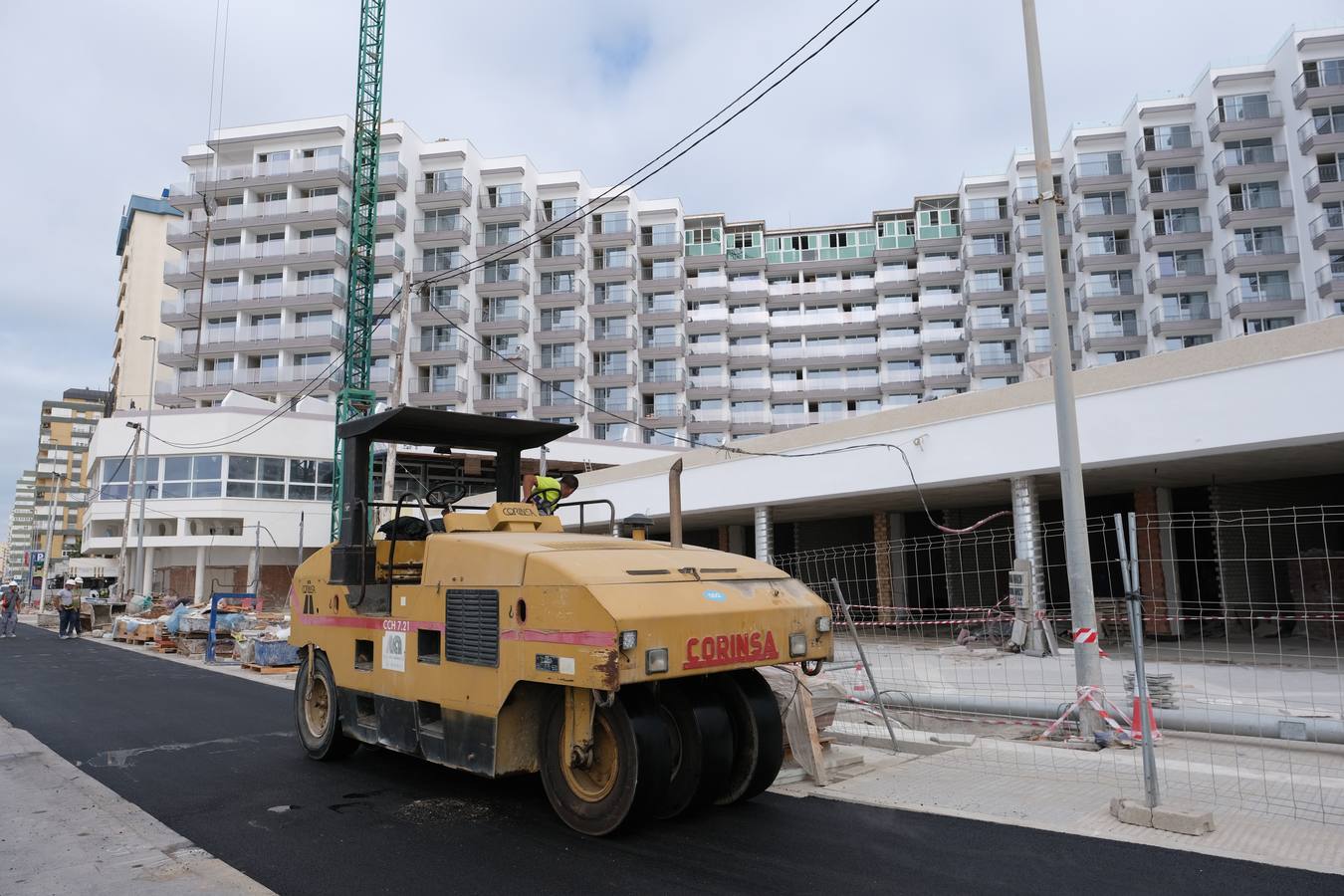 Fotos: El nuevo hotel Cádiz Bahía, en su tramo final