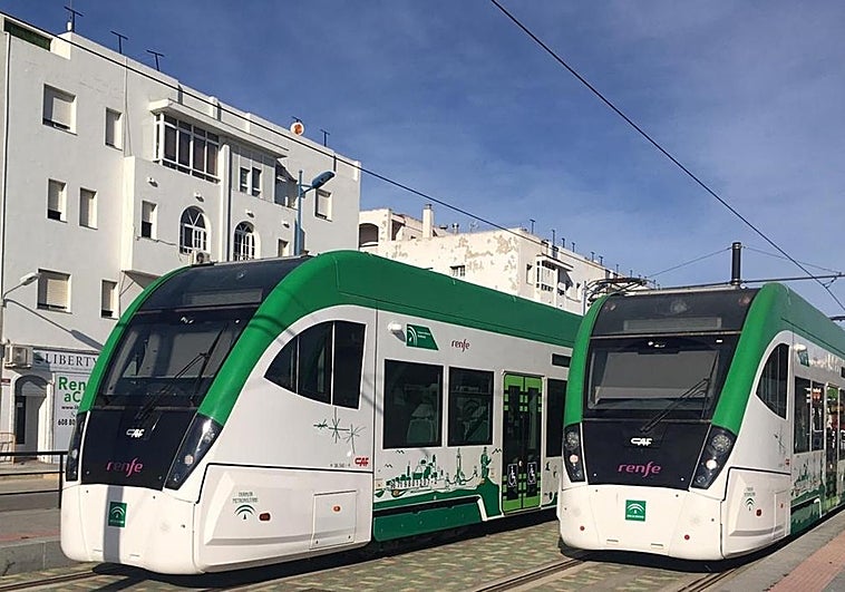 Las mascotas también pueden viajar en el tranvía de la Bahía de Cádiz
