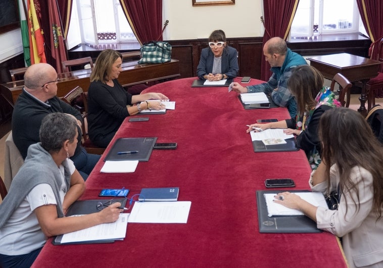 Ayuntamiento de Cádiz y agentes sociales alegarán para que la Zona de Gran Afluencia Turística se limite al centro