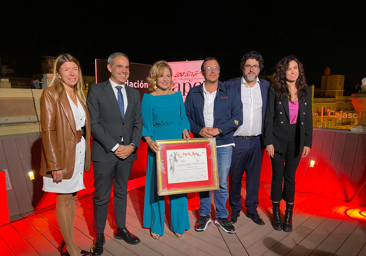 Almudena Ariza recoge el premio Agustín Merello