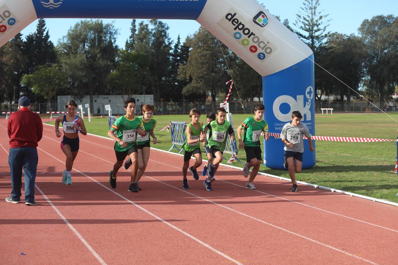 Fotos: El Puerto vibra con la Carrera Popular Puerto Menesteo