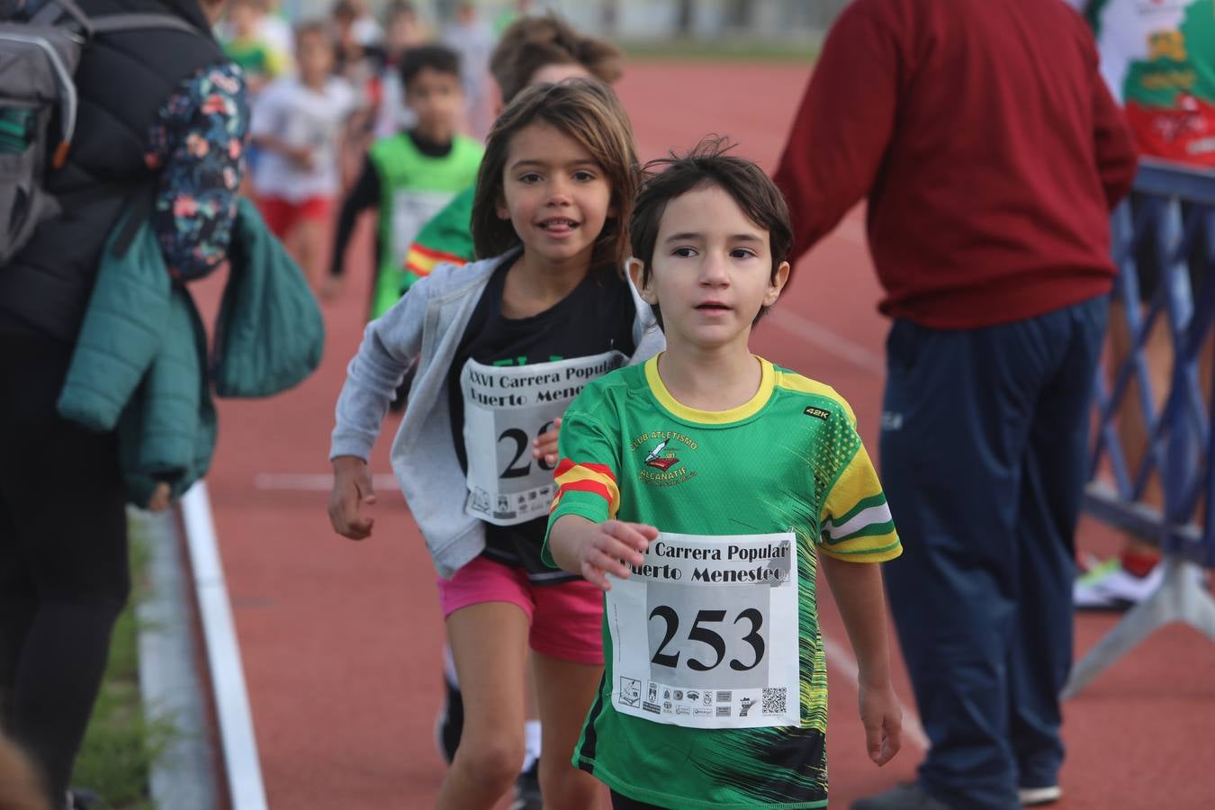 Fotos: El Puerto vibra con la Carrera Popular Puerto Menesteo