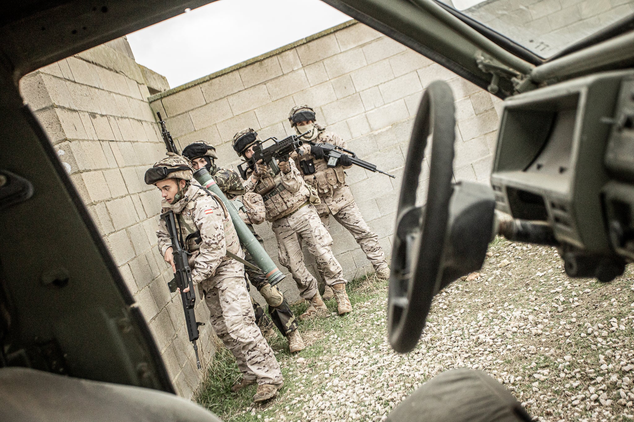 Maniobras del Tercio de Armada en Albacete: Temperaturas bajo cero y ejercicios de tiro real
