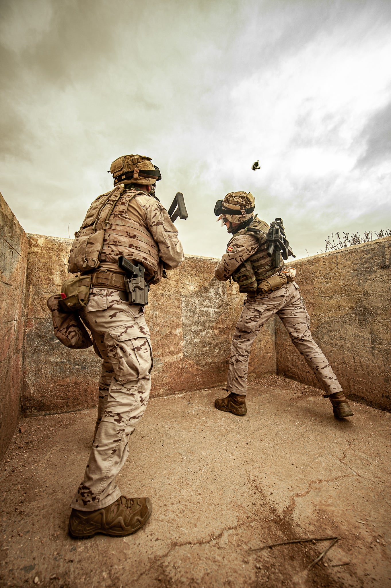 Maniobras del Tercio de Armada en Albacete: Temperaturas bajo cero y ejercicios de tiro real